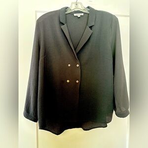XL Montes loss Angeles Black crepe blouse double breasted with coconut buttons